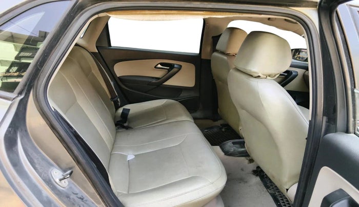 2012 Volkswagen Polo HIGHLINE1.2L, Petrol, Manual, 64,177 km, interior