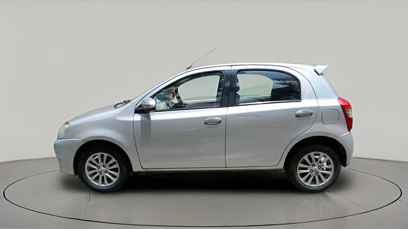 2015 Toyota Etios Liva VX, Petrol, Manual, 54,658 km, exterior