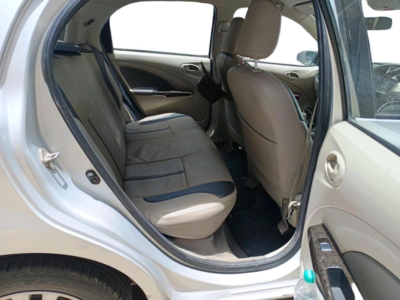2015 Toyota Etios Liva VX, Petrol, Manual, 54,658 km, interior