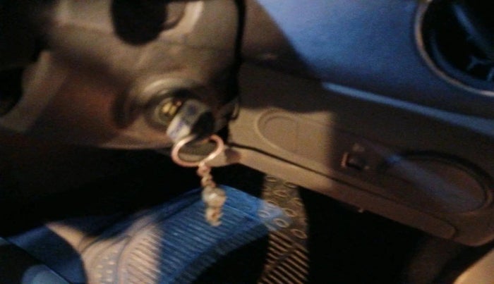 2011 Hyundai i10 SPORTZ 1.2 AT, CNG, Automatic, 69,587 km, interior