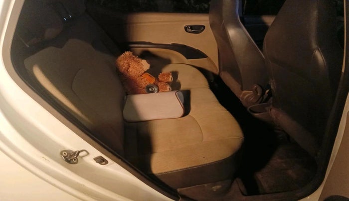 2011 Hyundai i10 SPORTZ 1.2 AT, CNG, Automatic, 69,587 km, interior