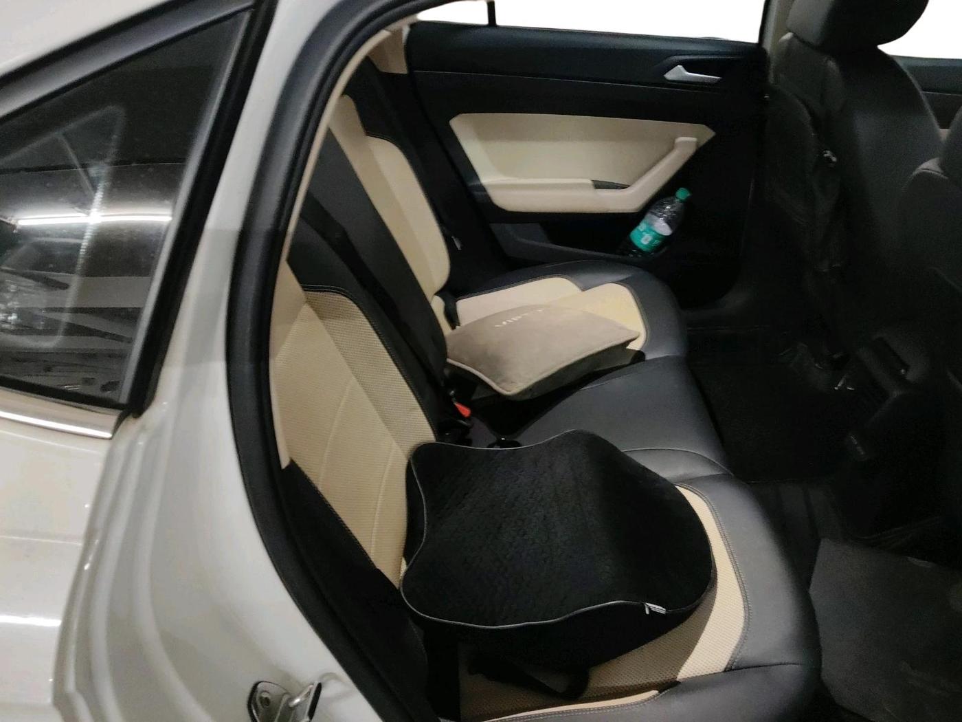 2024 Volkswagen VIRTUS TOPLINE TSI 1.0 AT, Petrol, Automatic, 47,053 km, interior