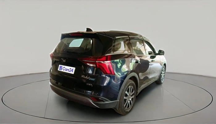 2022 Mahindra XUV700 AX 7 LUXURY D AT 7 STR, Diesel, Automatic, 85,127 km, exterior