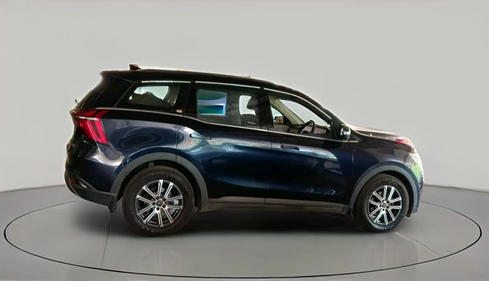 2022 Mahindra XUV700 AX 7 LUXURY D AT 7 STR, Diesel, Automatic, 85,127 km, exterior