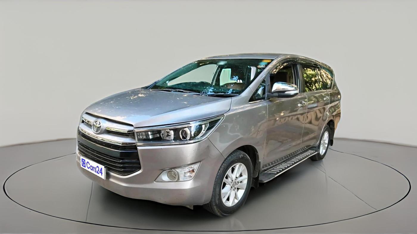2017 Toyota Innova Crysta 2.8 ZX AT 7 STR, Diesel, Automatic, 1,18,618 km, exterior