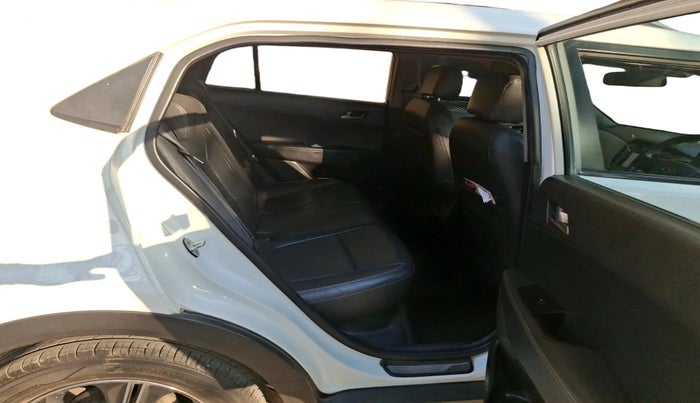 2016 Hyundai Creta SX (O) 1.6 DIESEL, Diesel, Manual, 1,39,358 km, interior