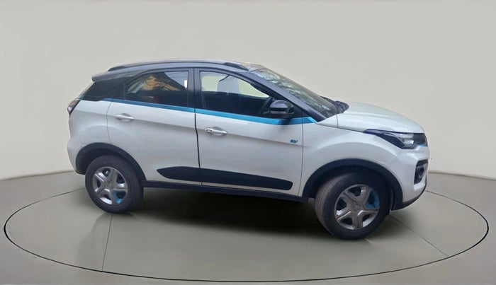 2022 Tata NEXON EV XM, Electric, Automatic, 57,595 km, exterior