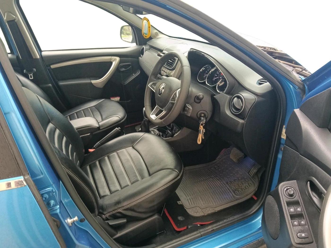 2019 Renault Duster RXS OPT CVT, Petrol, Automatic, 29,976 km, interior