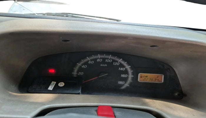 2011 Maruti Eeco 5 STR WITH A/C+HTR CNG, CNG, Manual, 2,23,634 km, interior