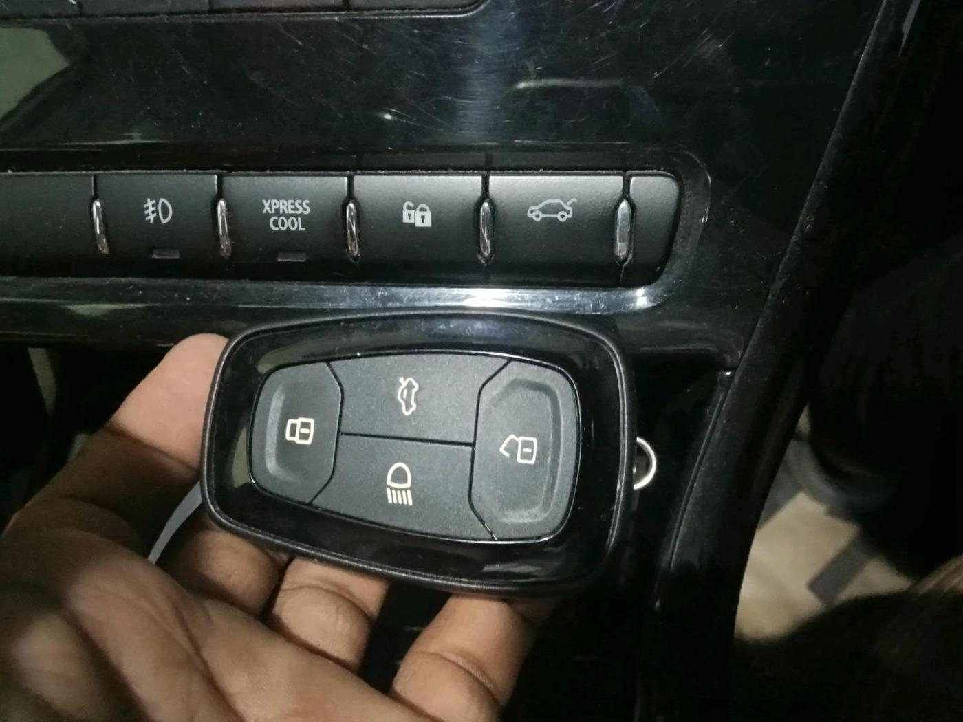 2021 Tata NEXON XZ PLUS PETROL SUNROOF, Petrol, Manual, 74,493 km, interior