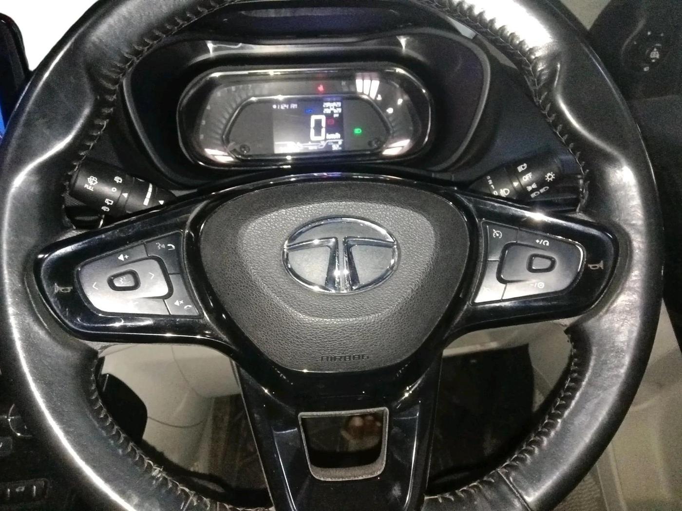 2021 Tata NEXON XZ PLUS PETROL SUNROOF, Petrol, Manual, 74,493 km, interior