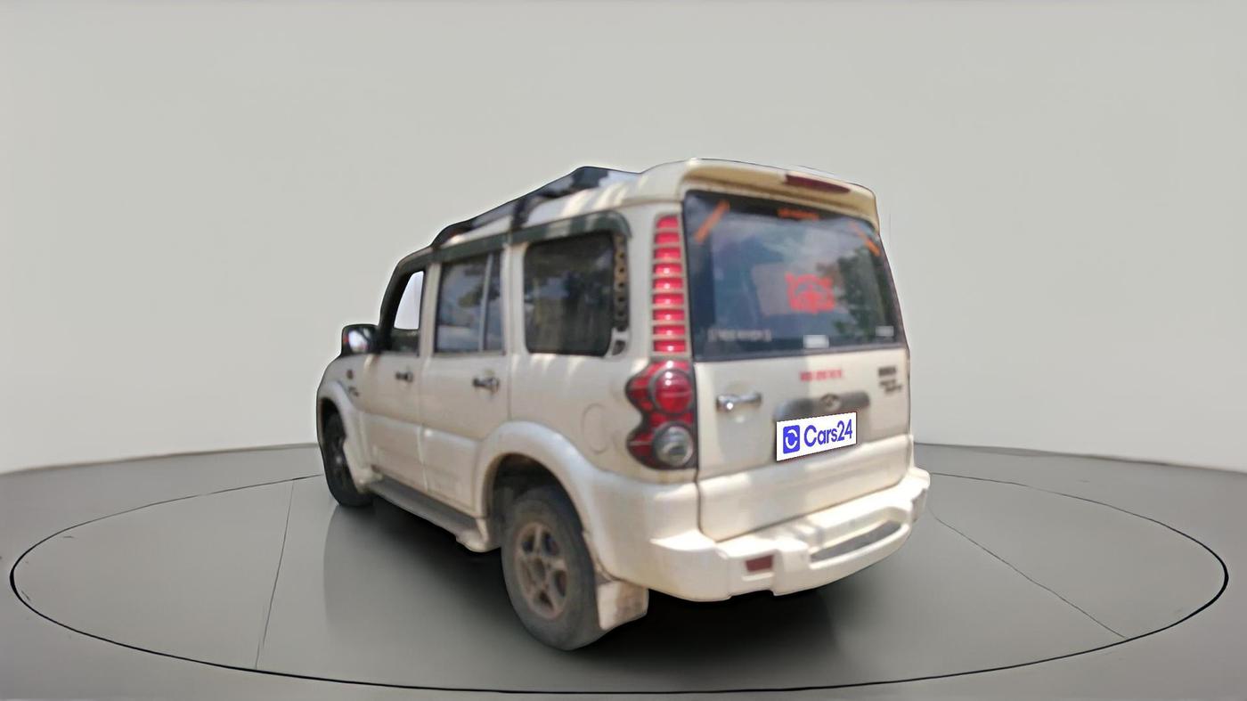 2011 Mahindra Scorpio EX M2DI, Diesel, Manual, 2,76,824 km, exterior