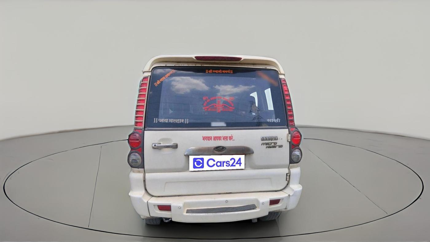 2011 Mahindra Scorpio EX M2DI, Diesel, Manual, 2,76,824 km, exterior