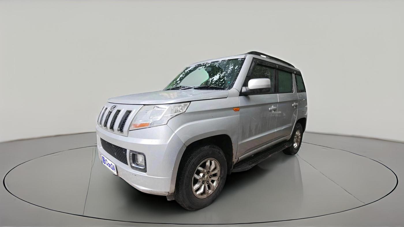2016 Mahindra TUV300 T8 AMT, Diesel, Automatic, 39,383 km, exterior