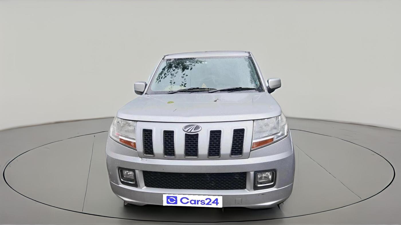 2016 Mahindra TUV300 T8 AMT, Diesel, Automatic, 39,383 km, exterior