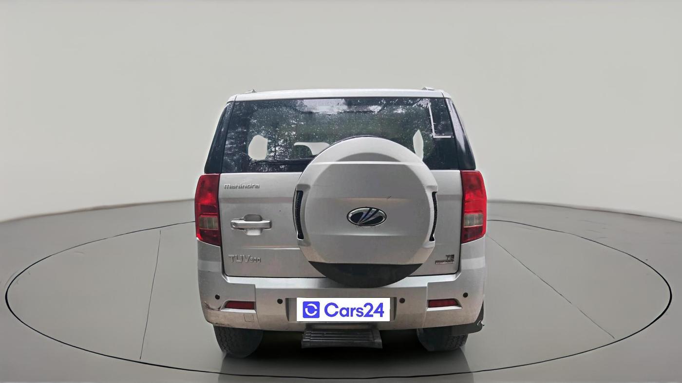 2016 Mahindra TUV300 T8 AMT, Diesel, Automatic, 39,383 km, exterior
