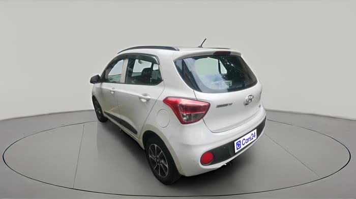 2017 Hyundai Grand i10 SPORTZ (O) AT 1.2 KAPPA VTVT, Petrol, Automatic, 38,090 km, exterior