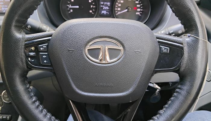 2017 Tata NEXON XT PETROL, Petrol, Manual, 37,350 km, interior
