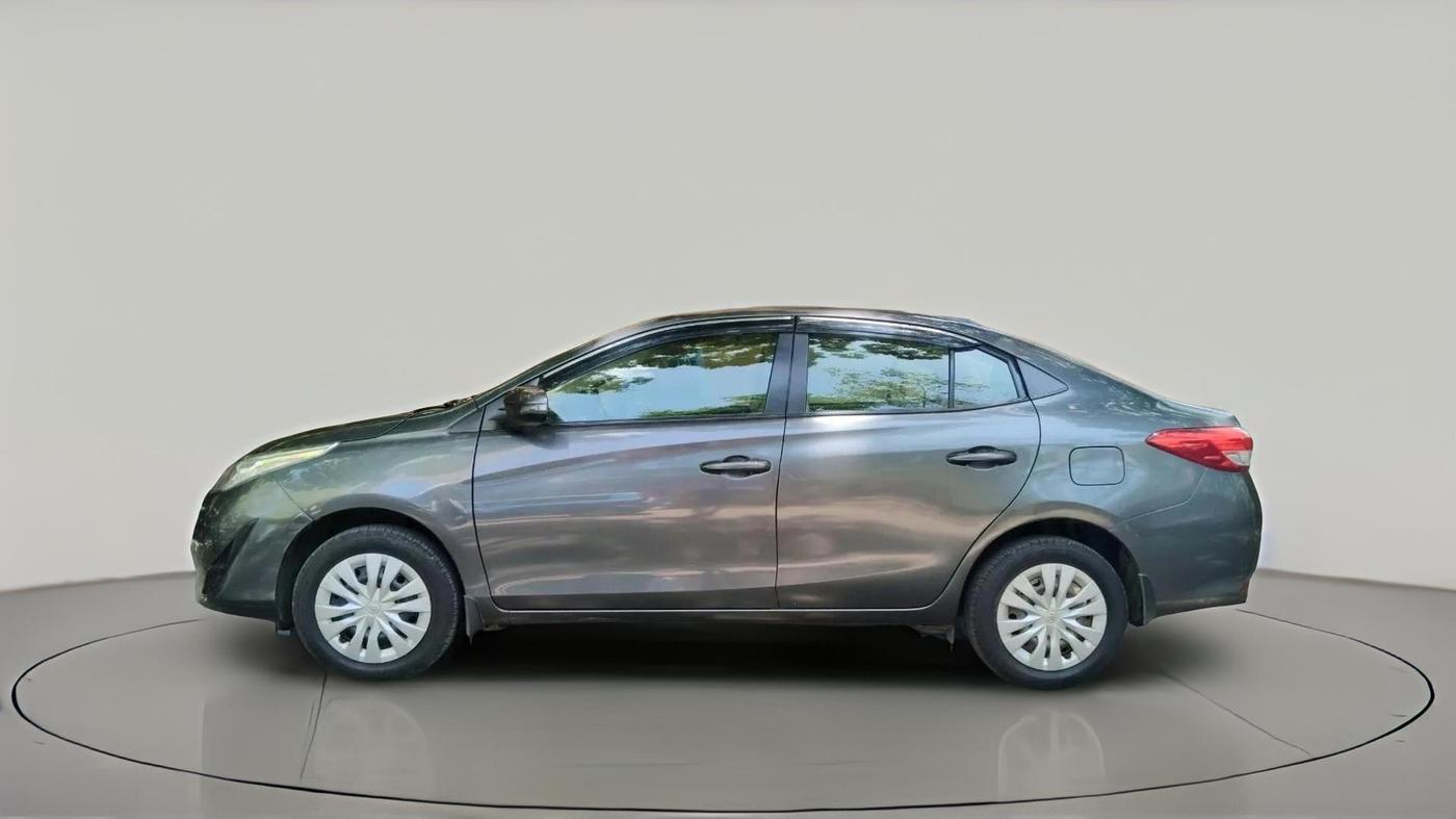 2018 Toyota YARIS G CVT, Petrol, Automatic, 36,975 km, exterior