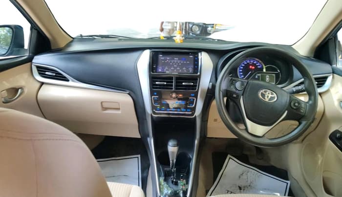 2018 Toyota YARIS G CVT, Petrol, Automatic, 36,975 km, interior
