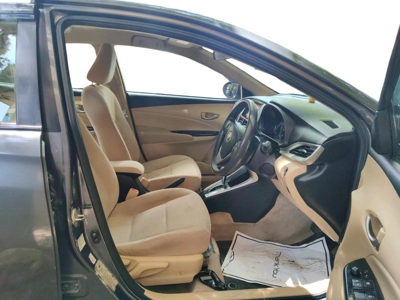 2018 Toyota YARIS G CVT, Petrol, Automatic, 36,975 km, interior