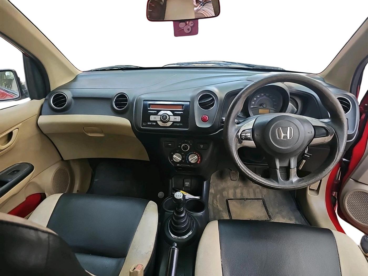 2015 Honda Brio S MT, Petrol, Manual, 68,441 km, interior