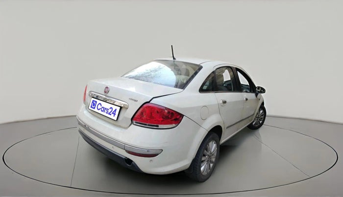 2015 Fiat Linea EMOTION 1.3 L ADVANCED MULTIJET, Diesel, Manual, 89,411 km, exterior