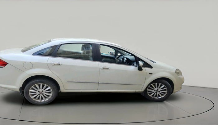 2015 Fiat Linea EMOTION 1.3 L ADVANCED MULTIJET, Diesel, Manual, 89,411 km, exterior