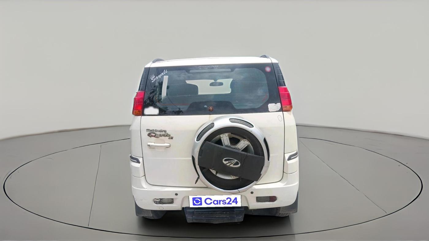 2013 Mahindra Quanto C8, Diesel, Manual, 1,25,425 km, exterior