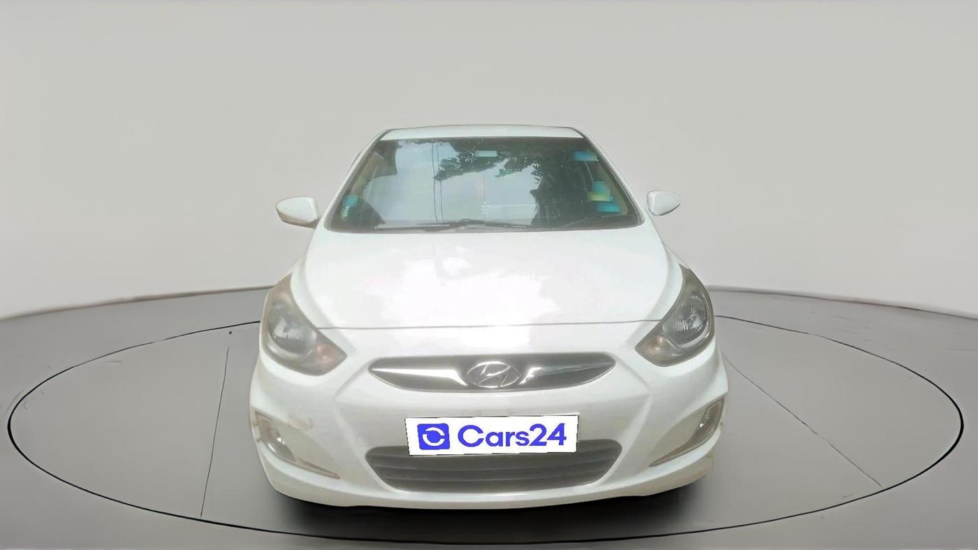2013 Hyundai Verna FLUIDIC 1.6 VTVT EX, Petrol, Manual, 72,112 km, exterior