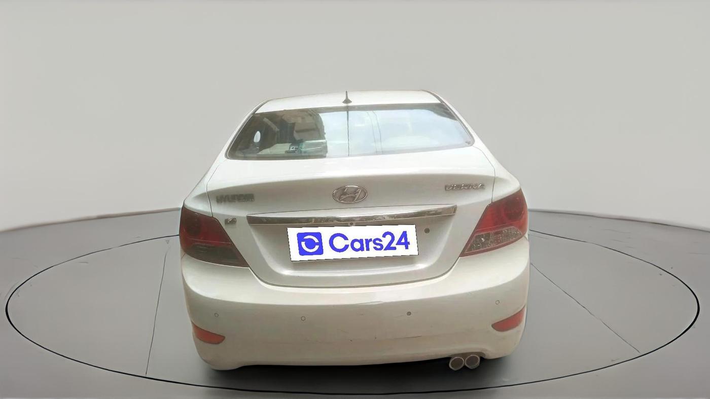 2013 Hyundai Verna FLUIDIC 1.6 VTVT EX, Petrol, Manual, 72,112 km, exterior