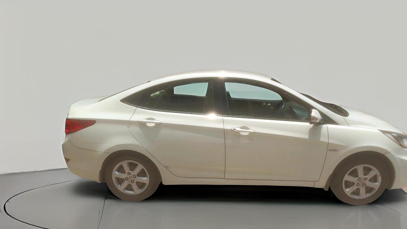 2013 Hyundai Verna FLUIDIC 1.6 VTVT EX, Petrol, Manual, 72,112 km, exterior