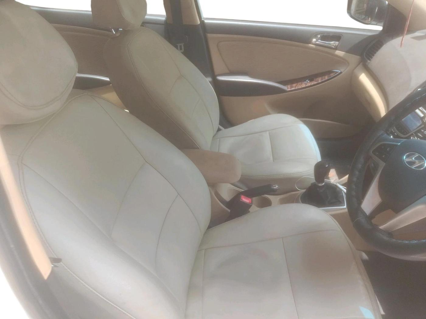 2013 Hyundai Verna FLUIDIC 1.6 VTVT EX, Petrol, Manual, 72,112 km, interior