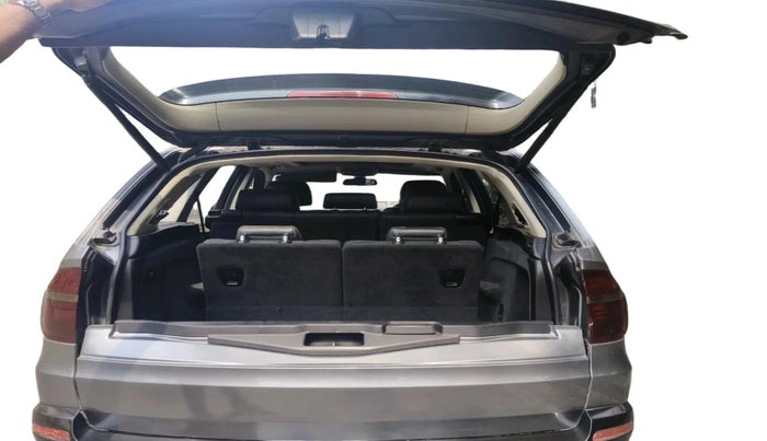 2008 BMW X5 3.0 D, Diesel, Automatic, 1,13,042 km, exterior