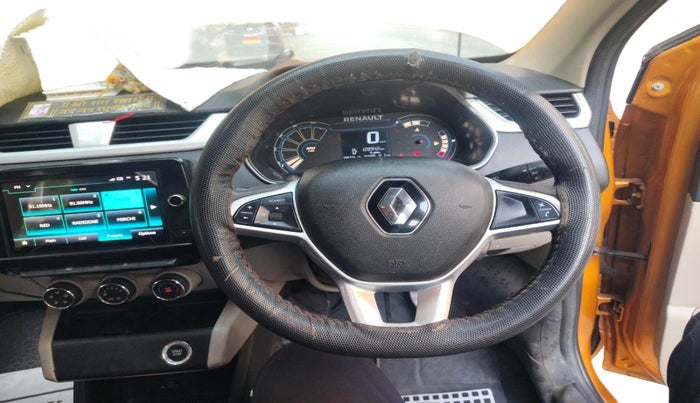 2022 Renault TRIBER RXZ, Petrol, Manual, 1,28,942 km, interior