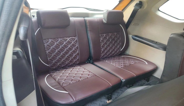 2022 Renault TRIBER RXZ, Petrol, Manual, 1,28,942 km, interior