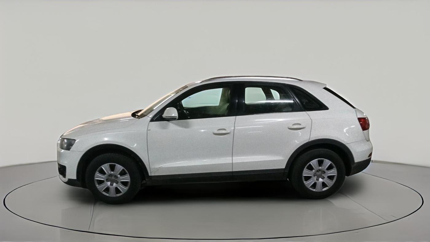 2013 Audi Q3 2.0 QUATTRO TDI AT, Diesel, Automatic, 1,22,536 km, exterior