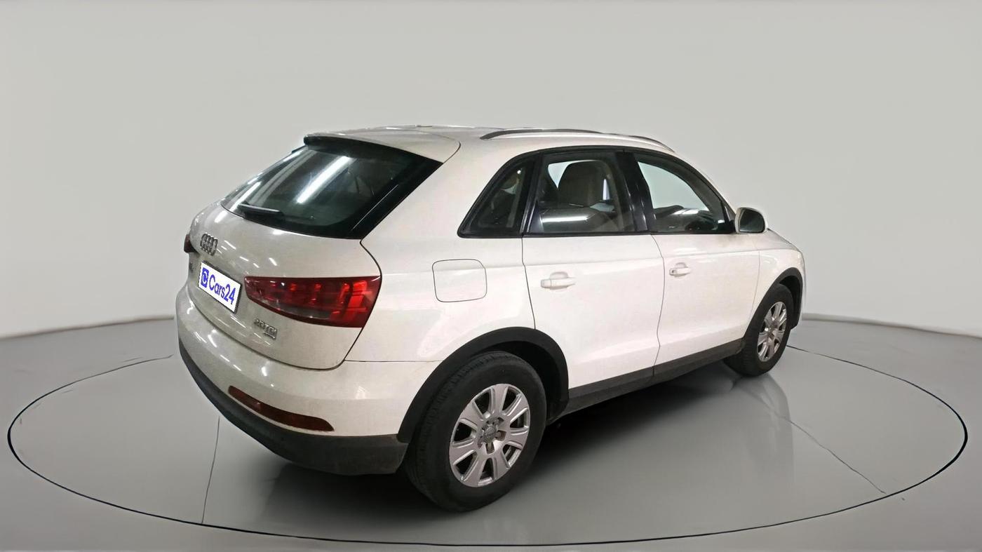 2013 Audi Q3 2.0 QUATTRO TDI AT, Diesel, Automatic, 1,22,536 km, exterior