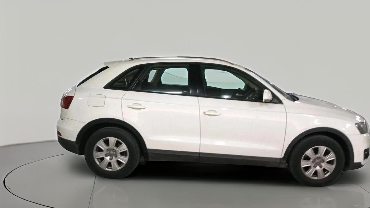2013 Audi Q3 2.0 QUATTRO TDI AT, Diesel, Automatic, 1,22,536 km, exterior