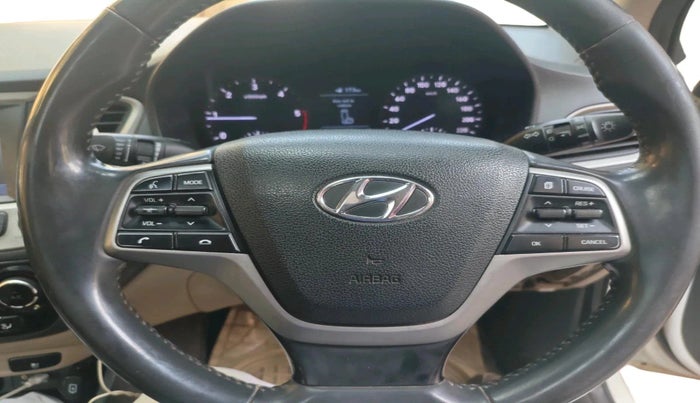 2019 Hyundai Verna 1.6 SX (O) CRDI MT, Diesel, Manual, 1,10,200 km, interior