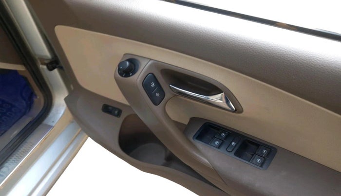 2015 Skoda Rapid AMBITION 1.5 TDI, Diesel, Manual, 91,700 km, interior