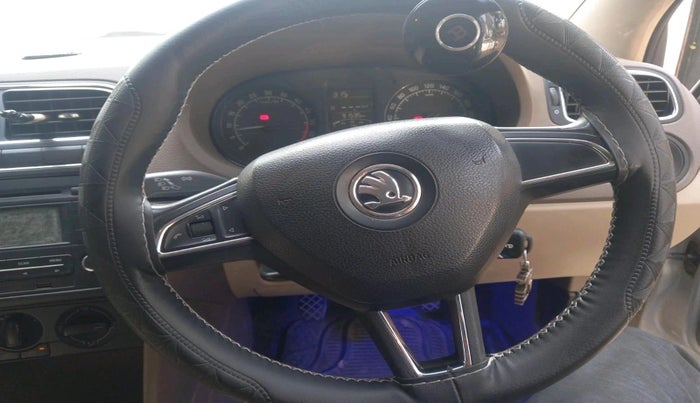 2015 Skoda Rapid AMBITION 1.5 TDI, Diesel, Manual, 91,700 km, interior