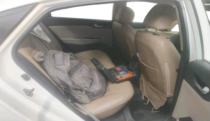 2017 Hyundai Verna 1.6 CRDI SX + AT, Diesel, Automatic, 87,425 km, interior