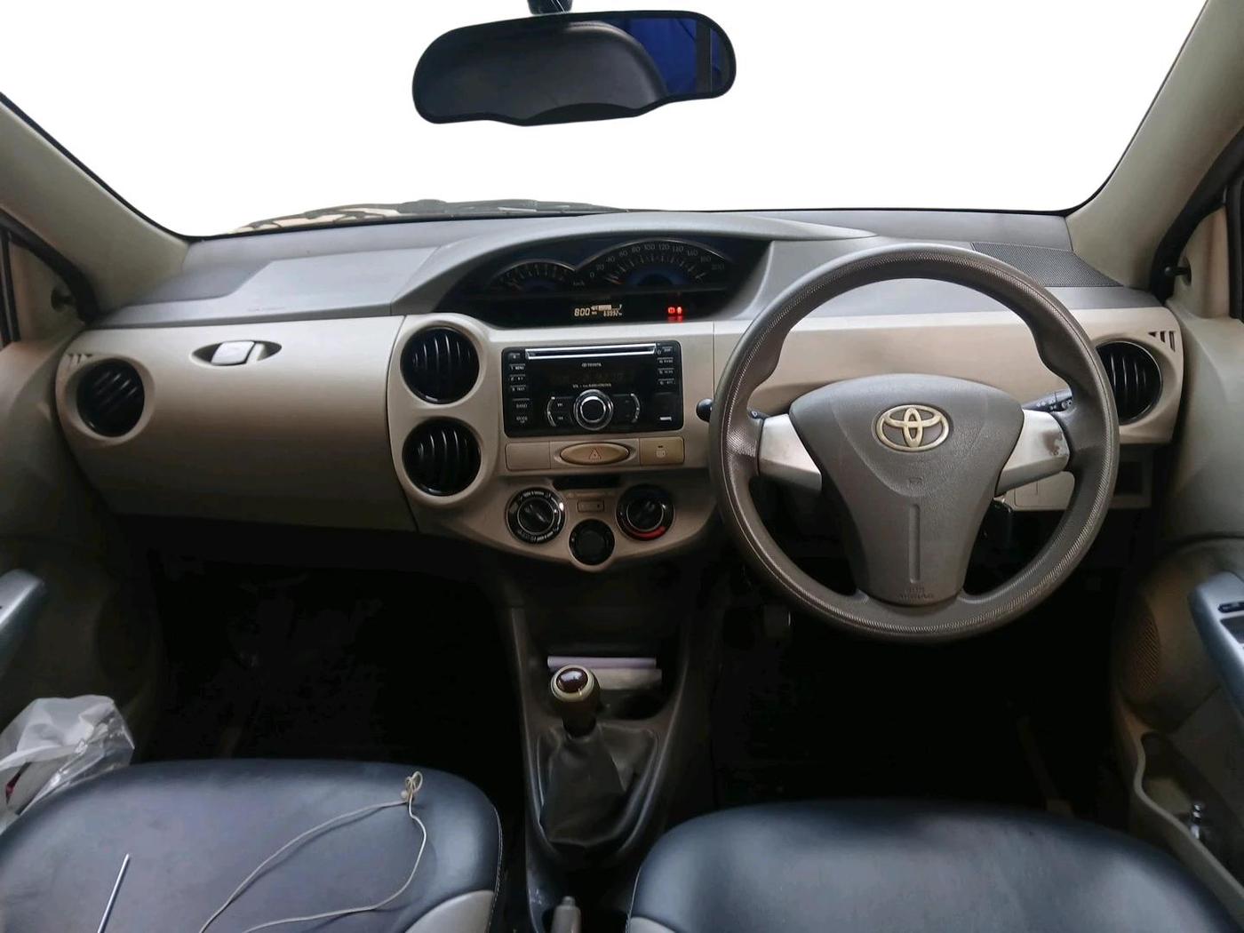 2015 Toyota Etios G, Petrol, Manual, 69,992 km, interior