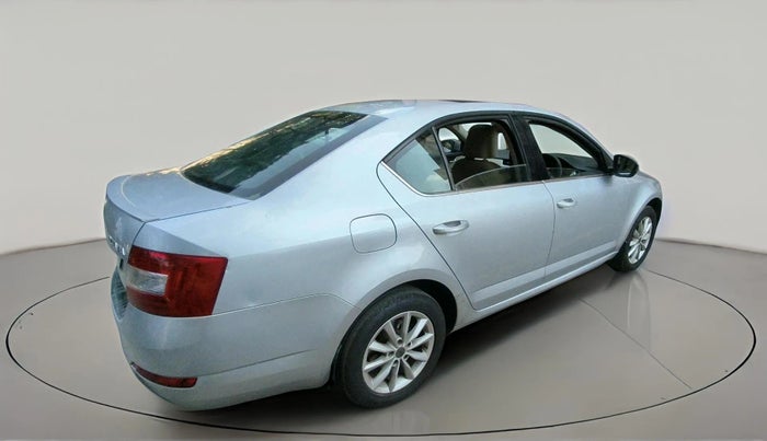 2014 Skoda Octavia ELEGANCE 1.8 TSI AT, Petrol, Automatic, 64,798 km, exterior
