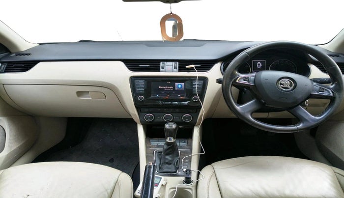 2014 Skoda Octavia ELEGANCE 1.8 TSI AT, Petrol, Automatic, 64,798 km, interior