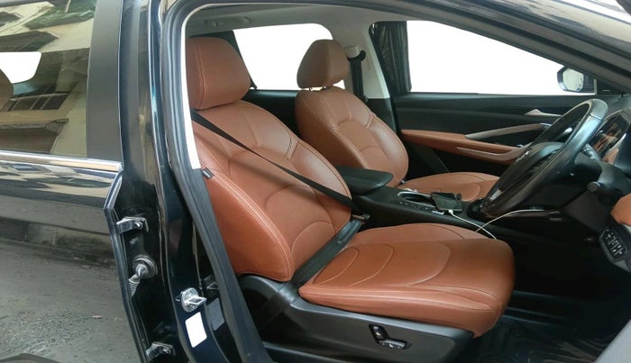 2021 MG HECTOR PLUS SHARP 1.5 PETROL TURBO DCT 6-STR, Petrol, Automatic, 31,411 km, interior
