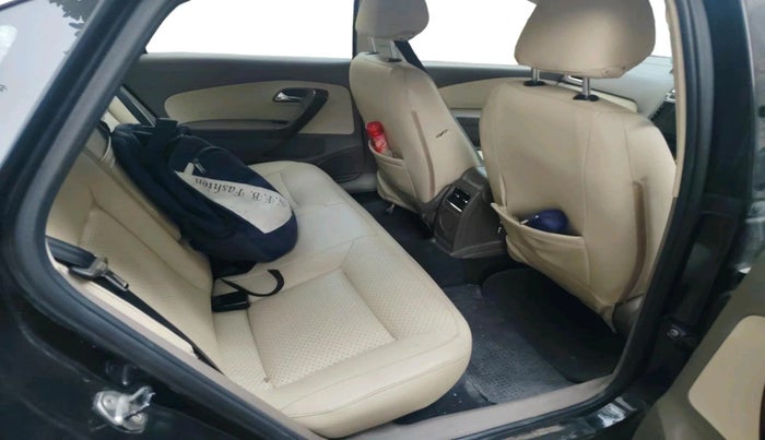 2013 Skoda Rapid ELEGANCE 1.6 TDI CR MT, Diesel, Manual, 2,55,961 km, interior