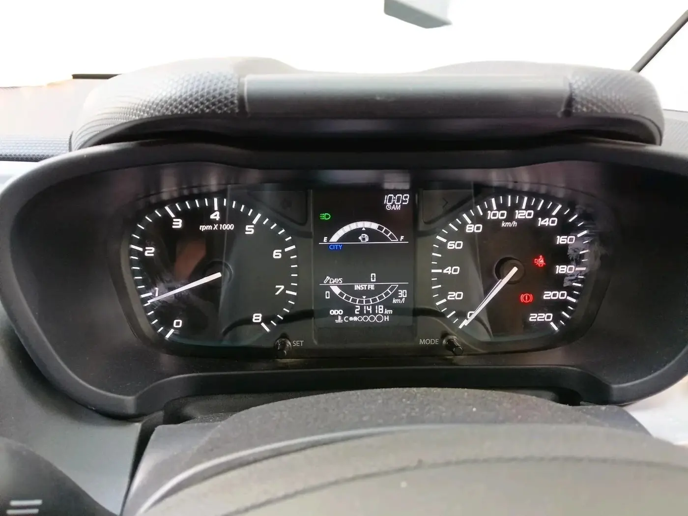 2023 Tata ALTROZ XZ PETROL, Petrol, Manual, 21,470 km, interior