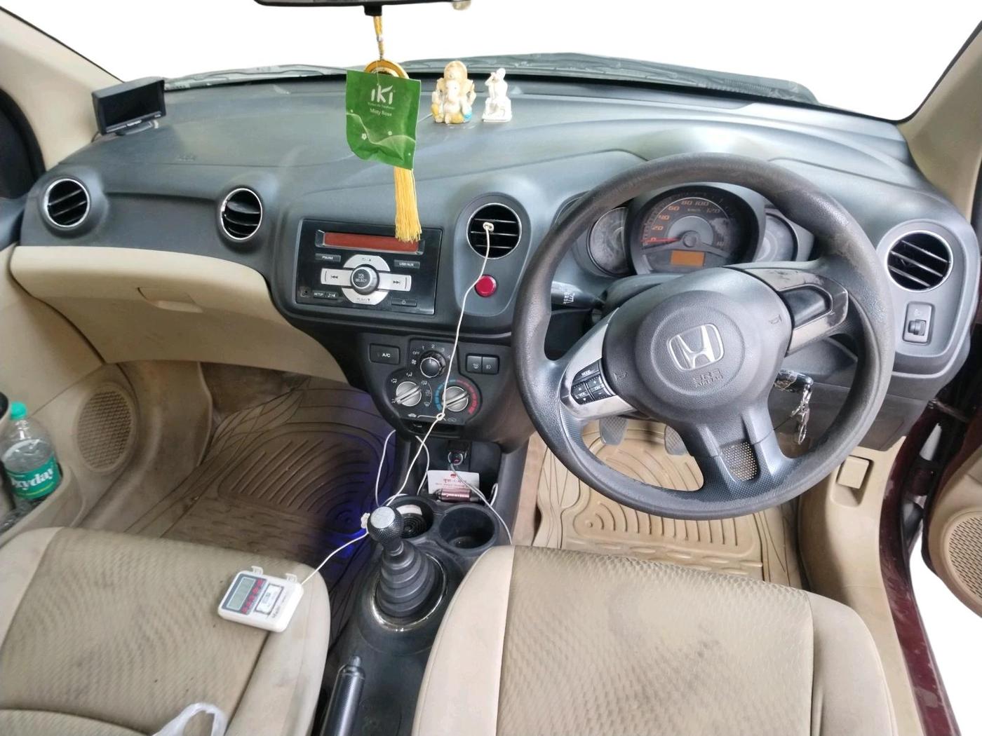 2014 Honda Amaze 1.2L I-VTEC VX, Petrol, Manual, 1,02,810 km, interior